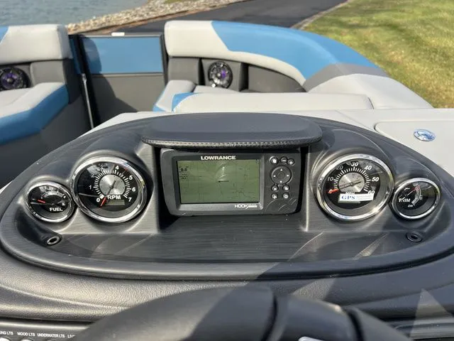 Slide: The Image of South Bay S222 RS 2025 - 23