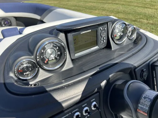 Slide: The Image of South Bay S 220 CR2 2025 - 24