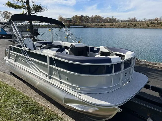 Slide: The Image of South Bay S 220 CR2 2025 - 4