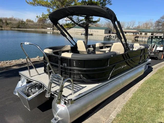 Slide: The Image of South Bay S 220 RS 2025 - 5