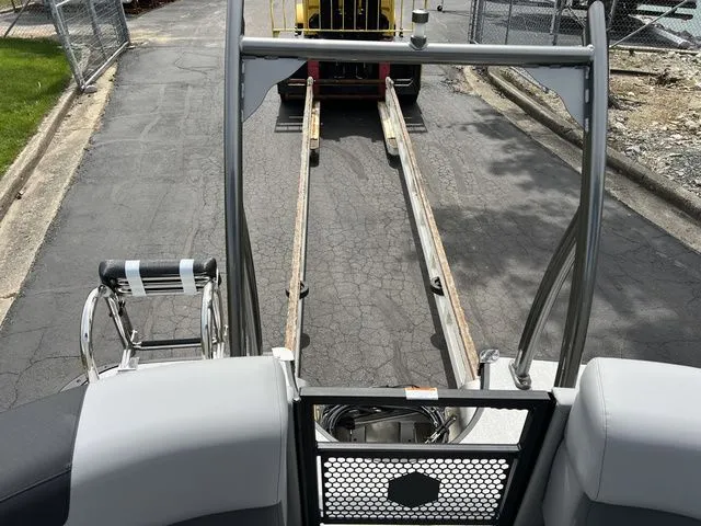 Slide: The Image of South Bay 523RS 2025 - 19