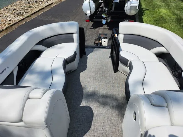 Slide: The Image of Barletta Corsa23q 2021 - 24