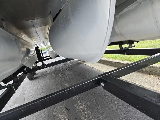 Slide: The Image of Lowe Ss 230 2014 - 8