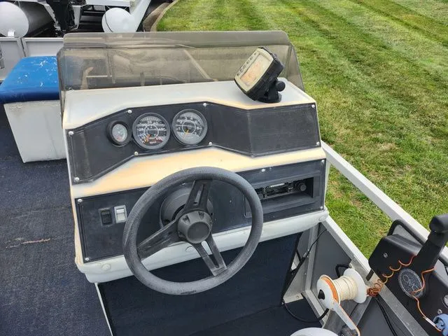 Slide: The Image of Grumman Fish N' Fun 20 1991 - 17