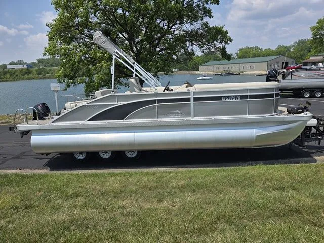 Slide: The Image of Bennington 22 SSBXP 2019 - 10