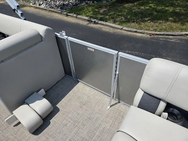 Slide: The Image of Bennington 22 SSBXP 2019 - 12