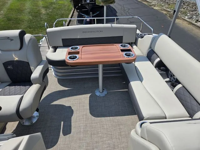 Slide: The Image of Bennington 22 SSBXP 2019 - 14