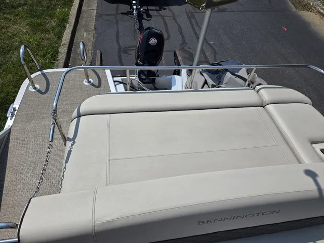 Slide: The Image of Bennington 22 SSBXP 2019 - 15