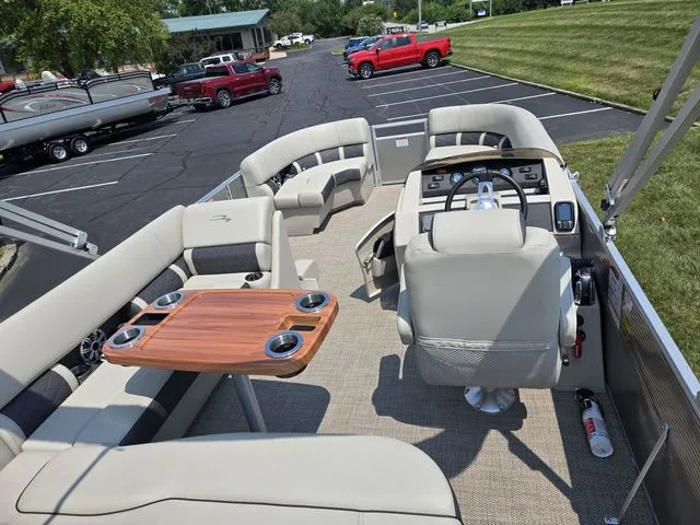 Slide: The Image of Bennington 22 SSBXP 2019 - 19