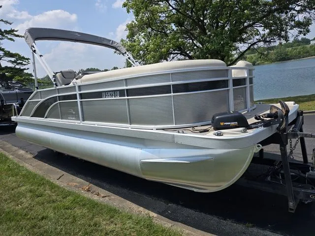 Slide: The Image of Bennington 22 SSBXP 2019 - 9