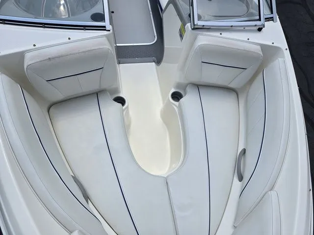 Slide: The Image of Bayliner 195 Classic 2006 - 19