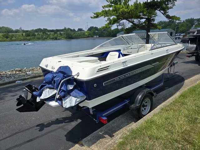 Slide: The Image of Bayliner 195 Classic 2006 - 2