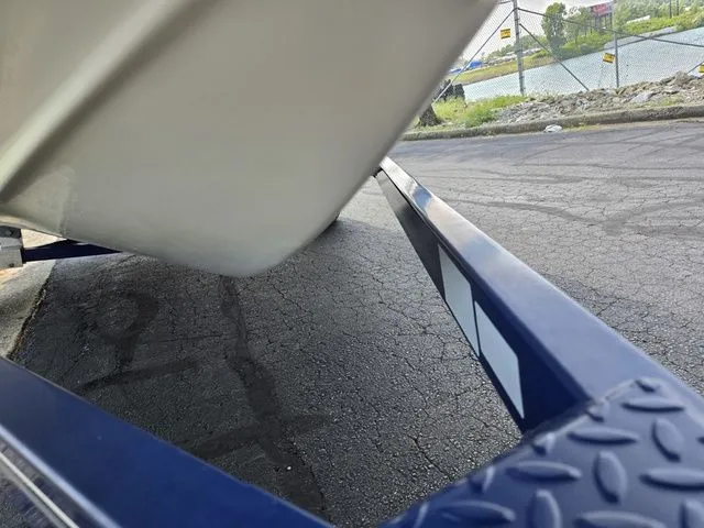 Slide: The Image of Bayliner 195 Classic 2006 - 8