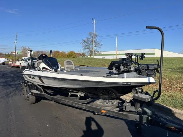 Slide: The Image of Vexus VXs20 2024 - 7