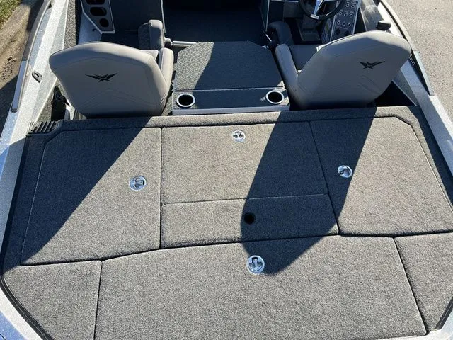 Slide: The Image of Vexus VXs20 2024 - 8