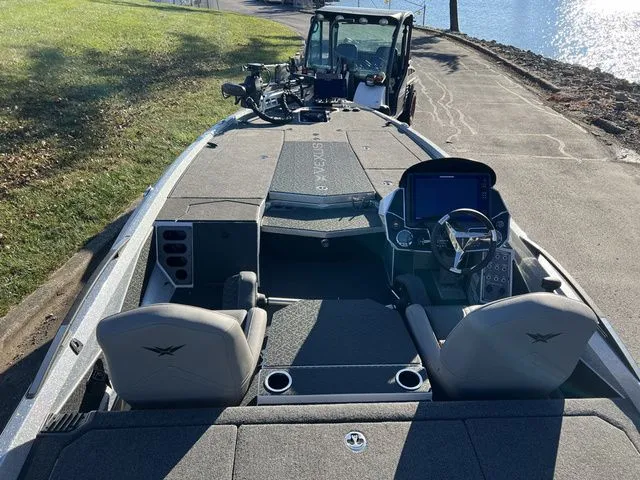 Slide: The Image of Vexus VXs20 2024 - 9