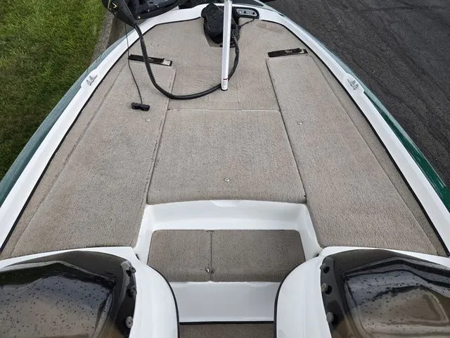 Slide: The Image of Nitro Z-6 2008 - 15