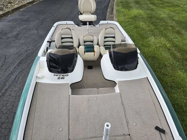 Slide: The Image of Nitro Z-6 2008 - 19