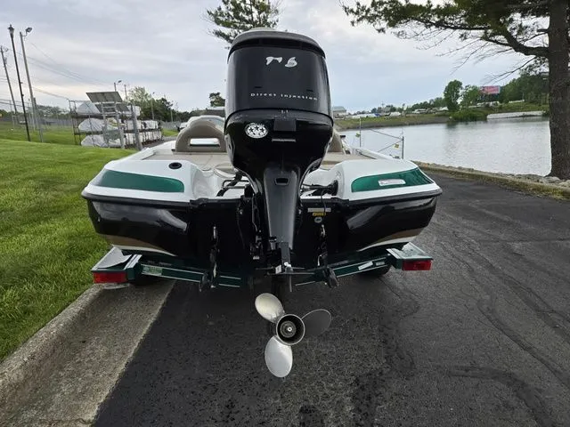 Slide: The Image of Nitro Z-6 2008 - 3