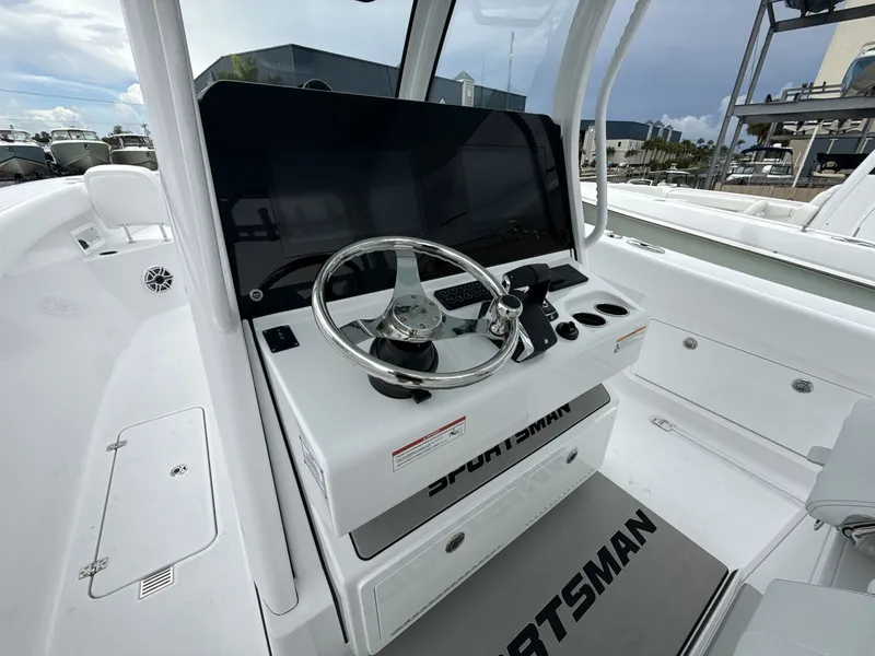 Slide: The Image of Sportsman 321 Heritage 2026 - 21