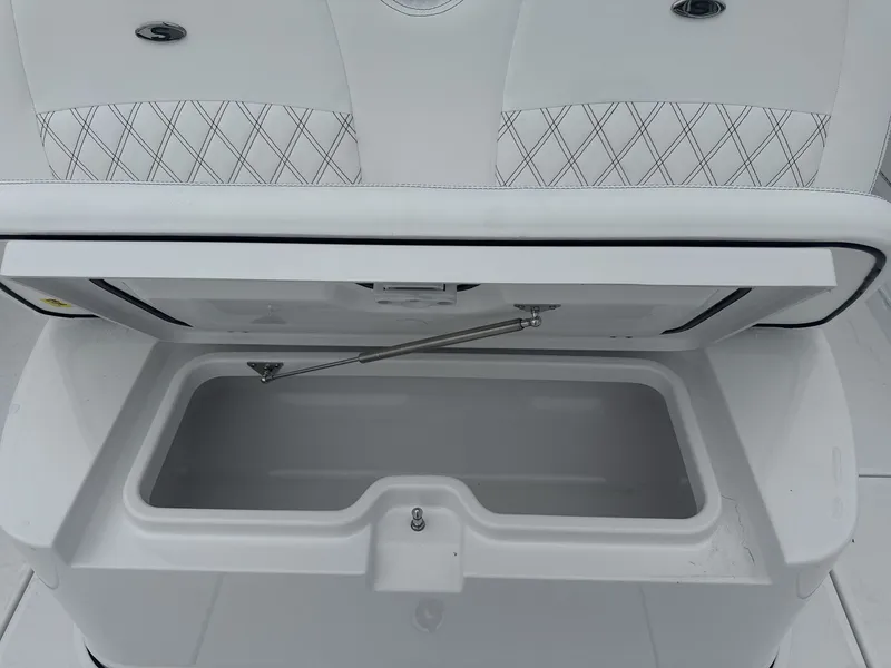 Slide: The Image of Sportsman 321 Heritage 2026 - 8