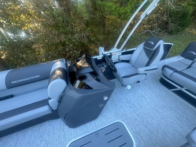 Slide: The Image of Bennington 22SSB 2026 - 8