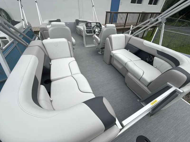 Slide: The Image of Sweetwater 2286SBC 2026 - 13