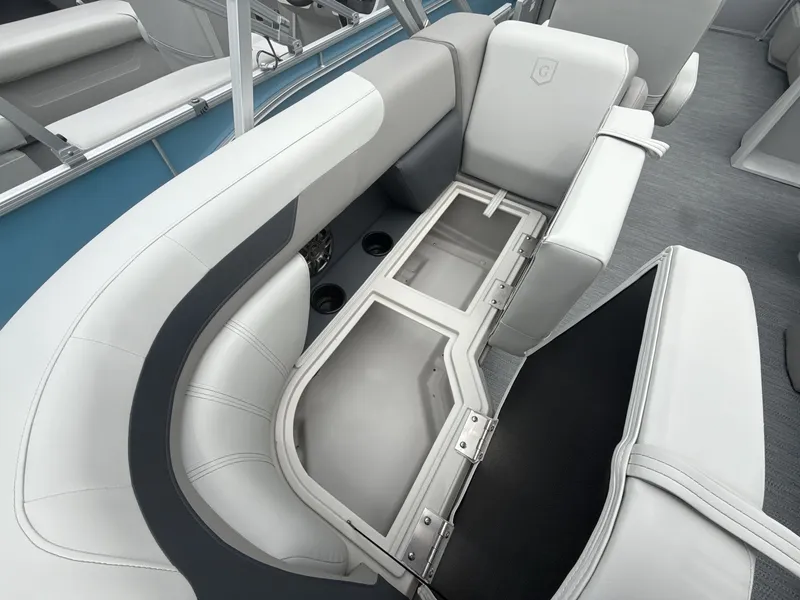 Slide: The Image of Sweetwater 2286SBC 2026 - 14