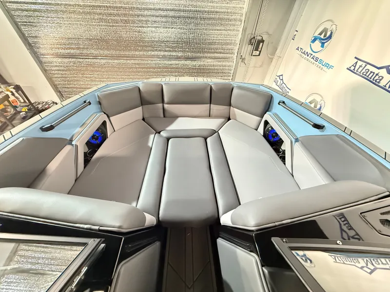 Slide: The Image of Moomba Max 2026 - 24