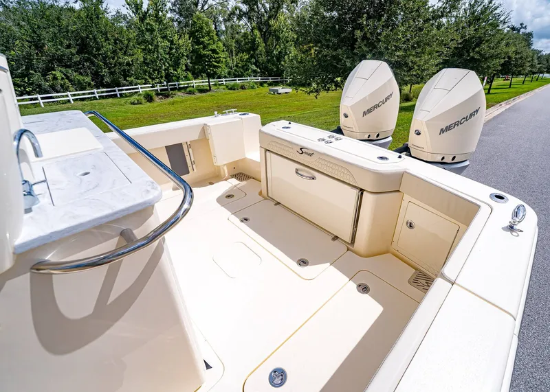 Slide: The Image of Scout 288 LXF 2026 - 10