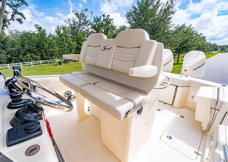 Slide: The Image of Scout 288 LXF 2026 - 22