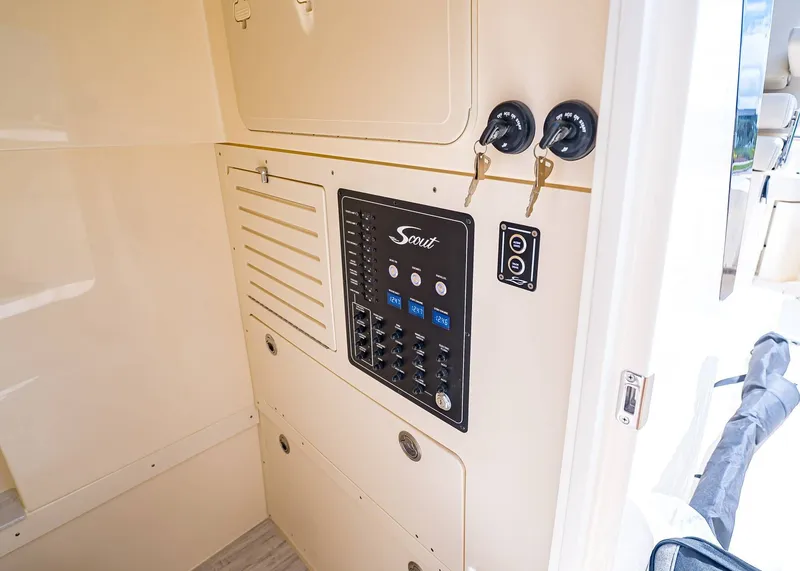 Slide: The Image of Scout 288 LXF 2026 - 30