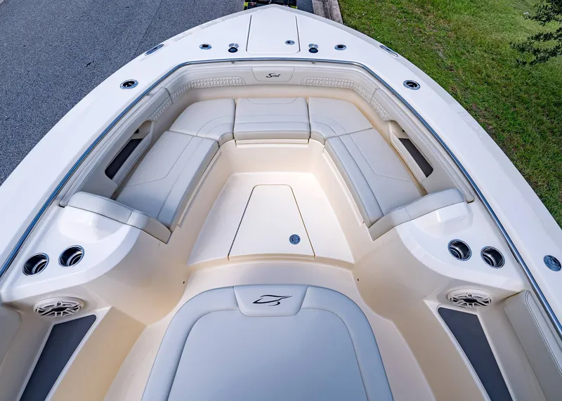 Slide: The Image of Scout 288 LXF 2026 - 40