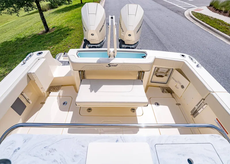 Slide: The Image of Scout 288 LXF 2026 - 8