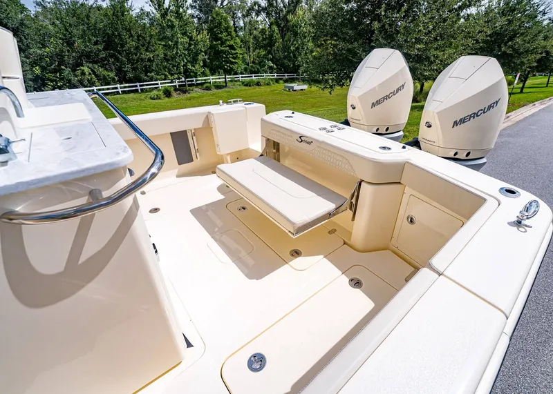 Slide: The Image of Scout 288 LXF 2026 - 9