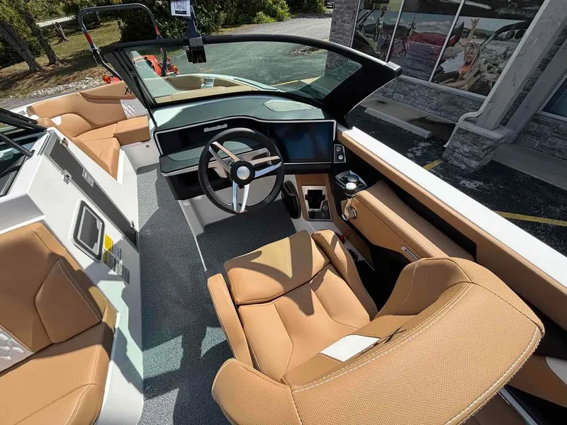 Slide: The Image of MasterCraft XT22 2026 - 9