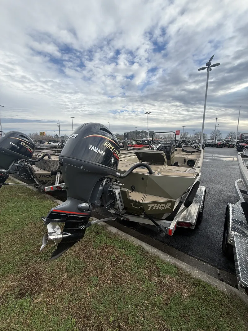 Slide: The Image of Thor Lake Hammer 1900CC 2025 - 13