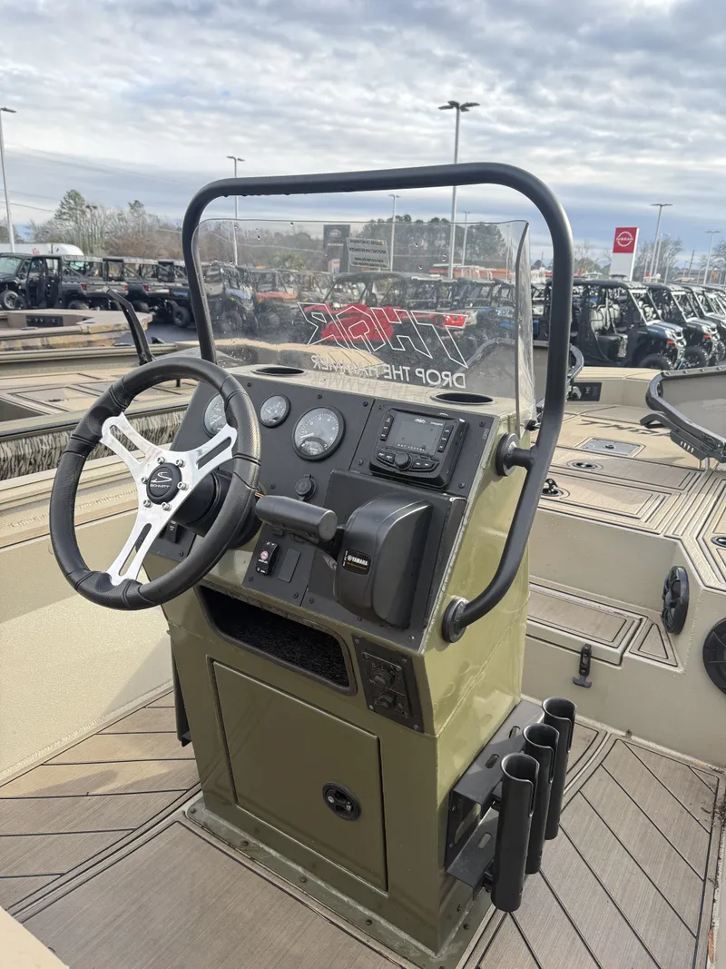 Slide: The Image of Thor Lake Hammer 1900CC 2025 - 20