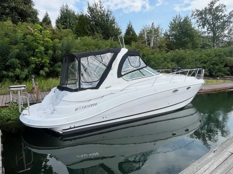 Slide: The Image of Four Winns 348 Vista 2006 - 2