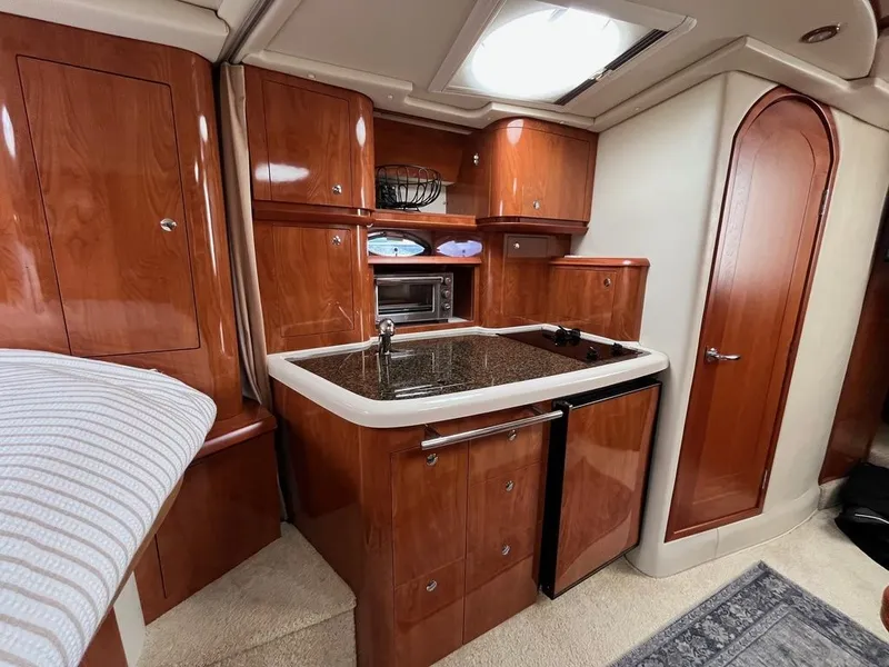 Slide: The Image of Four Winns 348 Vista 2006 - 20