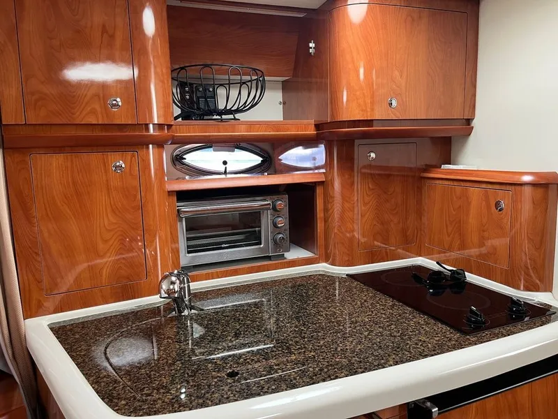 Slide: The Image of Four Winns 348 Vista 2006 - 22