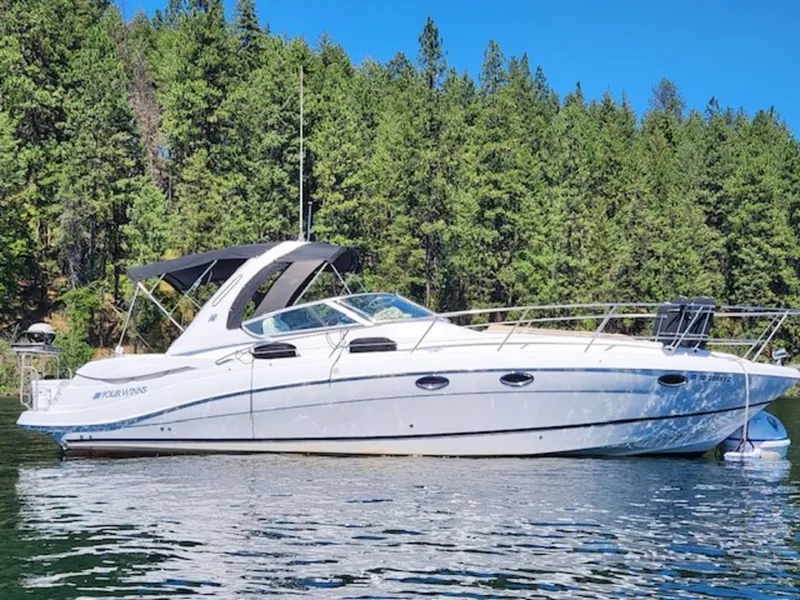 Slide: The Image of Four Winns 348 Vista 2006 - 27