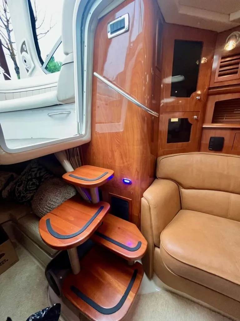 Slide: The Image of Four Winns 348 Vista 2006 - 30