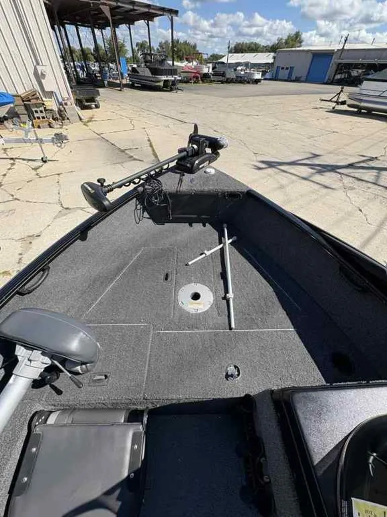 Slide: The Image of Lund 1650 Rebel XL SS 2020 - 2