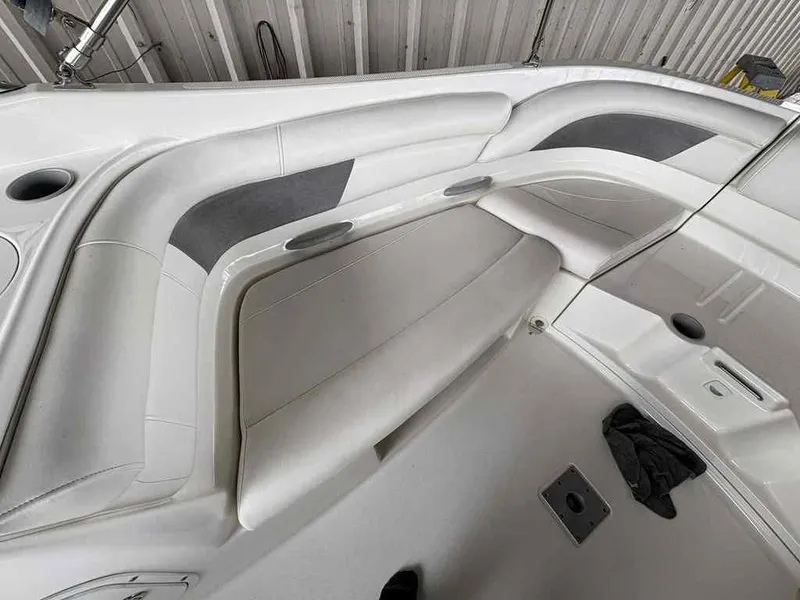 Slide: The Image of Bayliner 245 Bowrider 2008 - 12