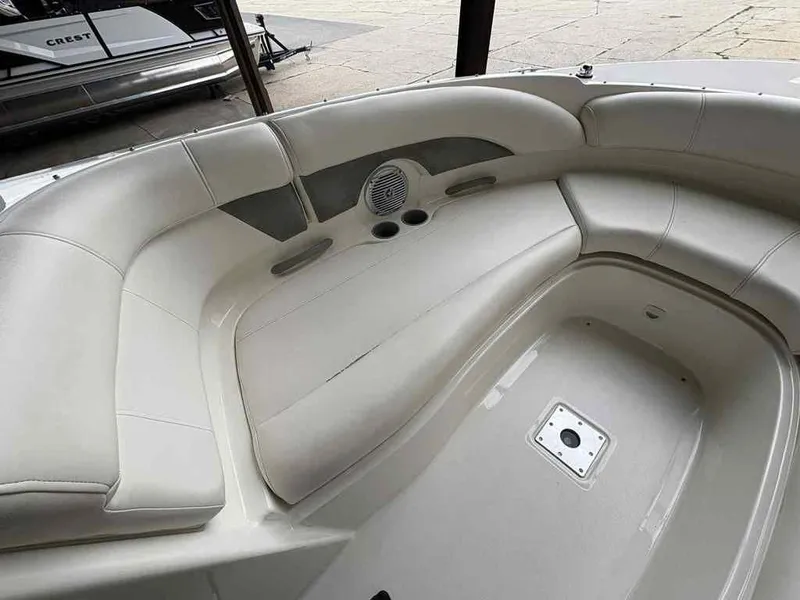 Slide: The Image of Bayliner 245 Bowrider 2008 - 6