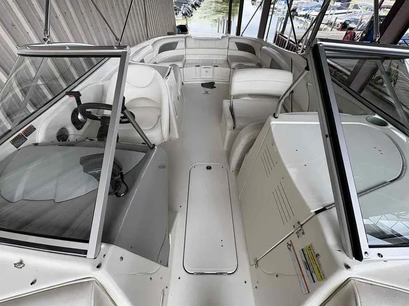 Slide: The Image of Bayliner 245 Bowrider 2008 - 8