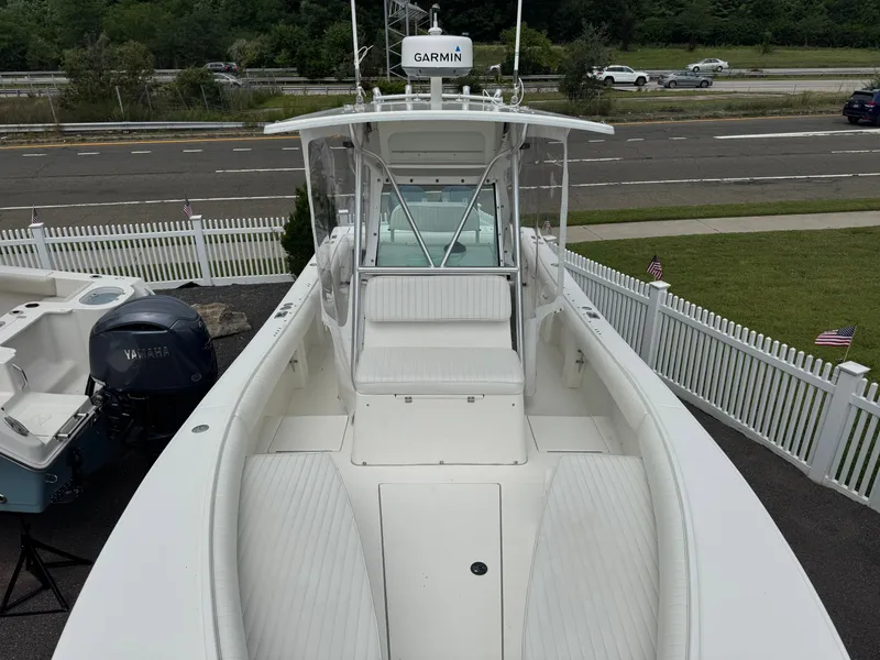 Slide: The Image of Regulator Marine 26 Forward Seating 2001 - 11