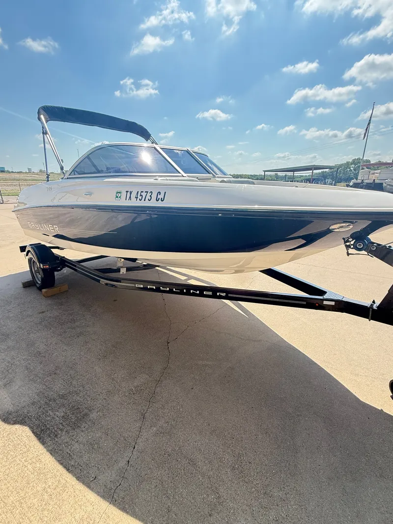 Slide: The Image of Bayliner 175 Bowrider 2013 - 8