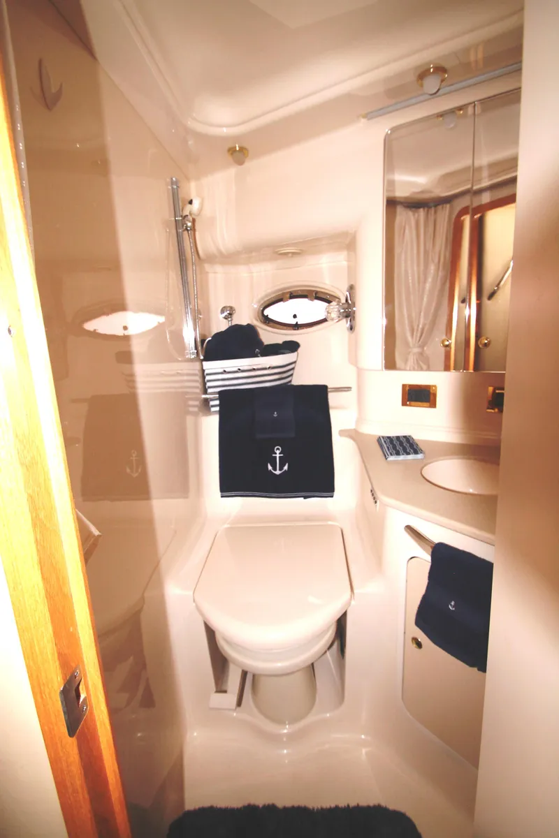 Slide: The Image of Mid Head - 45